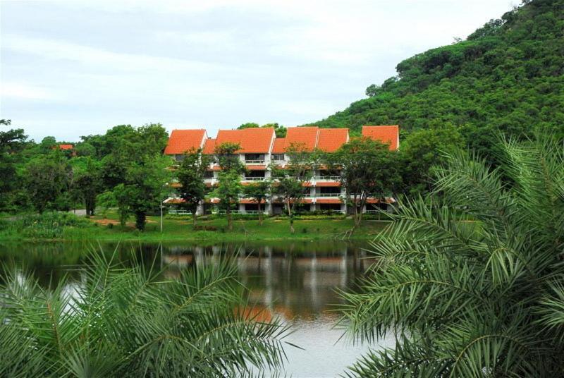 Panorama And Golf Country Club Nakhon Ratchasima Ngoại thất bức ảnh